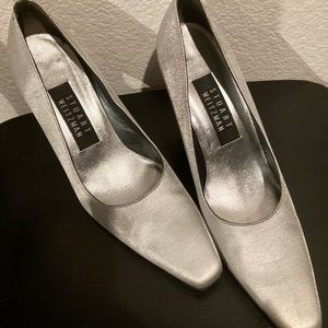 Stuart Weizman silver shiny heels size 6.5